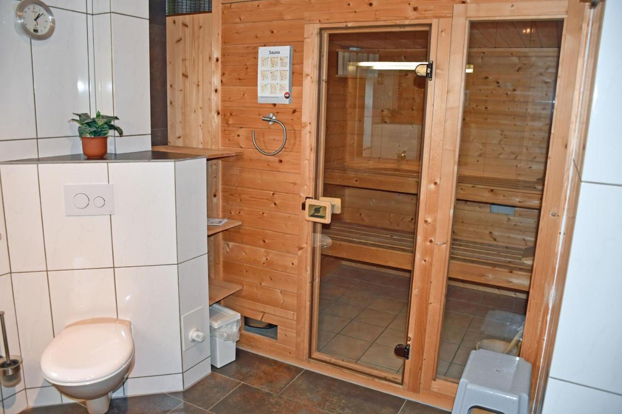 Schoenes Ferienhaus Mit Kamin Und Sauna Im Ostseebad Sellin Sellin (Rugen) Exterior foto