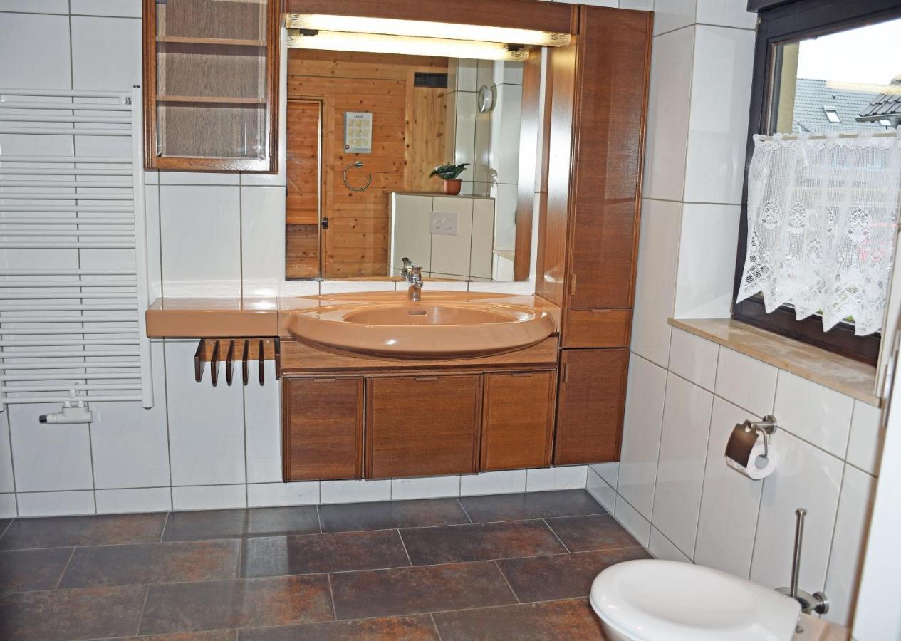 Schoenes Ferienhaus Mit Kamin Und Sauna Im Ostseebad Sellin Sellin (Rugen) Exterior foto