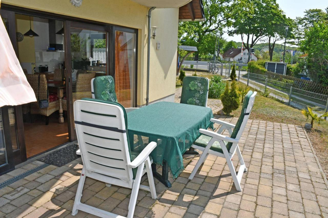 Schoenes Ferienhaus Mit Kamin Und Sauna Im Ostseebad Sellin Sellin (Rugen) Exterior foto